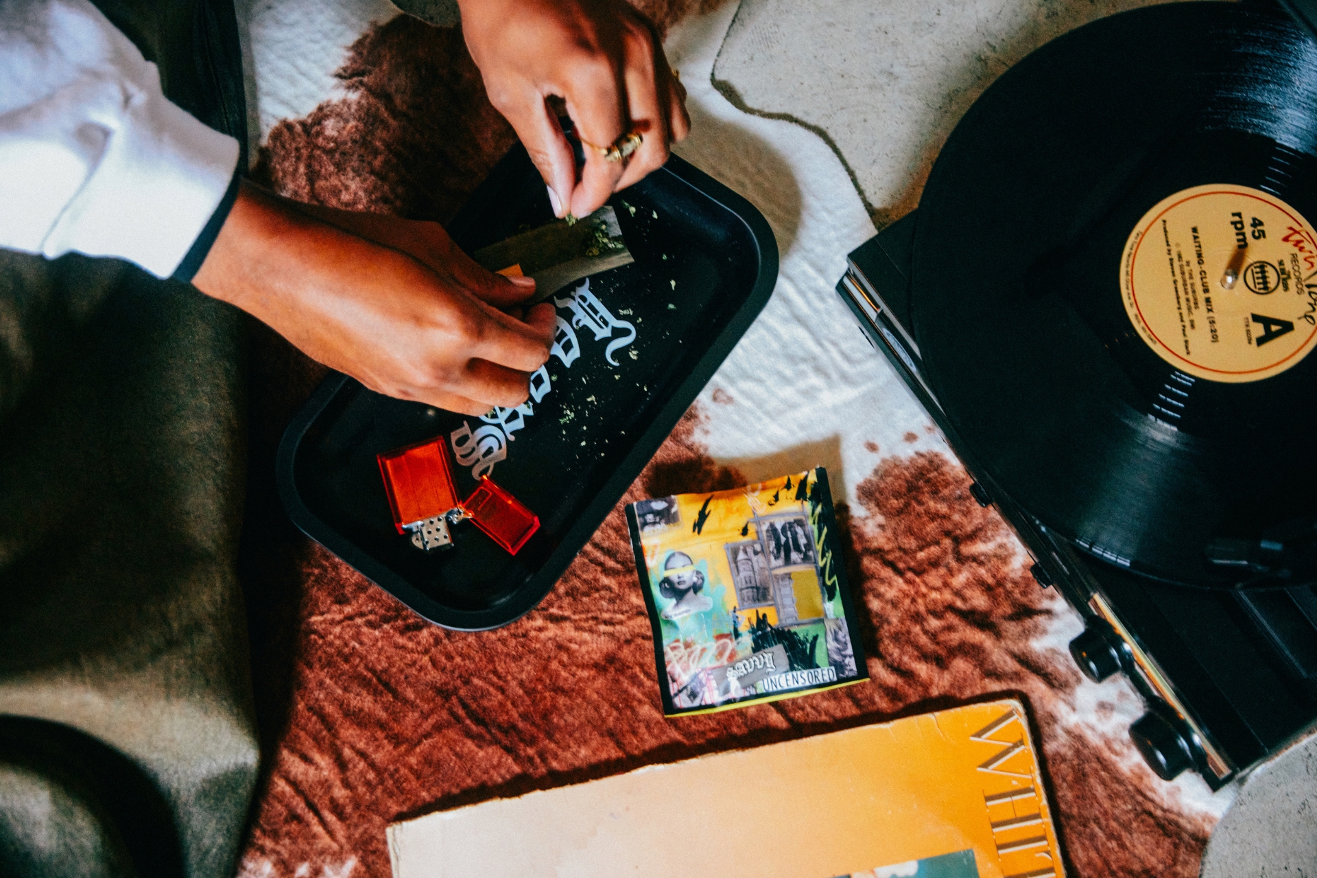 Savvy brand page image